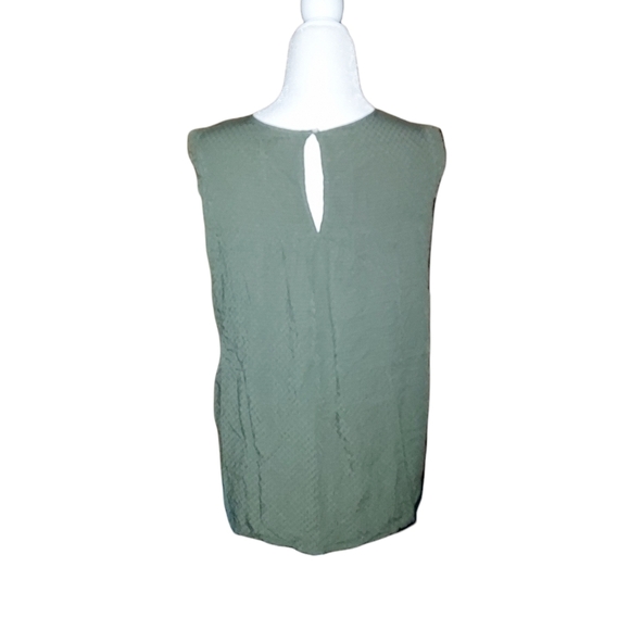 Gap L Tank Top Shirt Green Round Scoop Neck Sinched Chest Flowy Relaxed - Picture 3 of 3